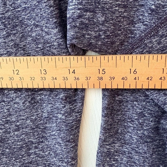 Ivivva Lululemon girls size 14 mindful movement long sleeve tee - Picture 6 of 8